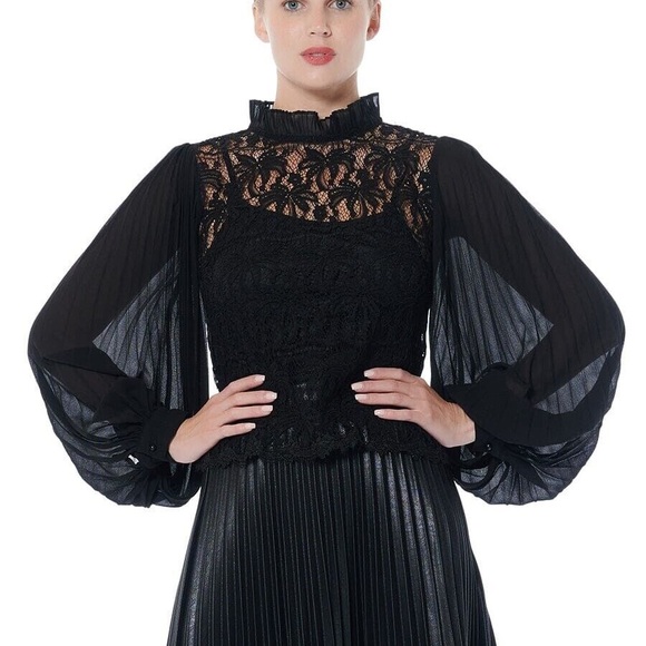 Gracia Black Embellished Cropped Blouse - Picture 2 of 5